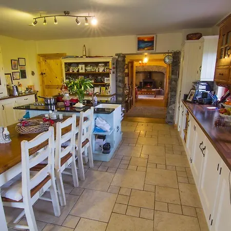 Bed & Breakfast The Thatched *